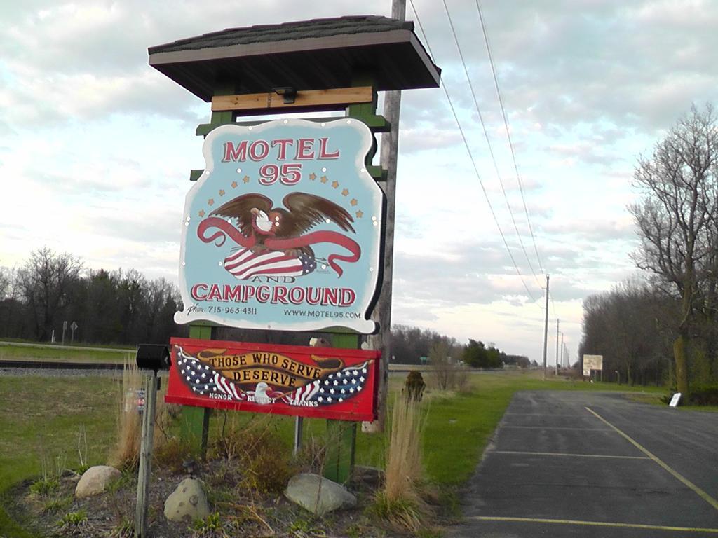 Motel 95 & Campground Hixton Luaran gambar